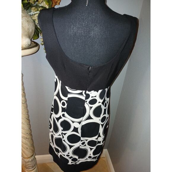 AB Studio Shift Dress Womens Sz 10 Black White Geometric Square Neck Sleeveless - Picture 4 of 8